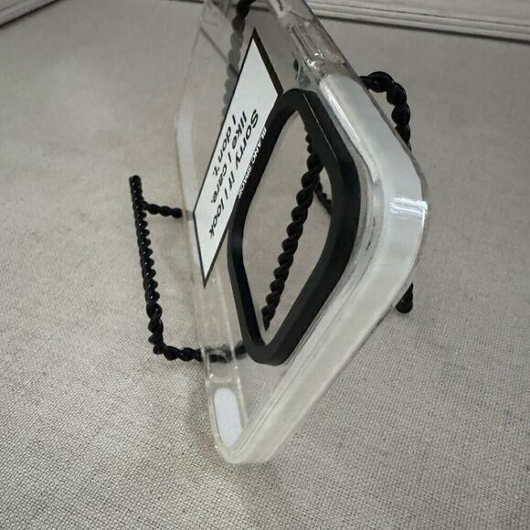 Blanc Space iPhone 14 Pro Max clear phone case with text - Picture 2 of 5